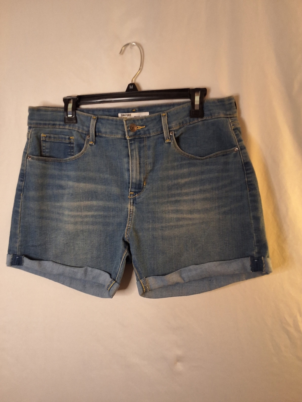Signature by Levi Strauss Blue Denim Jeans with Tan Leather Patch